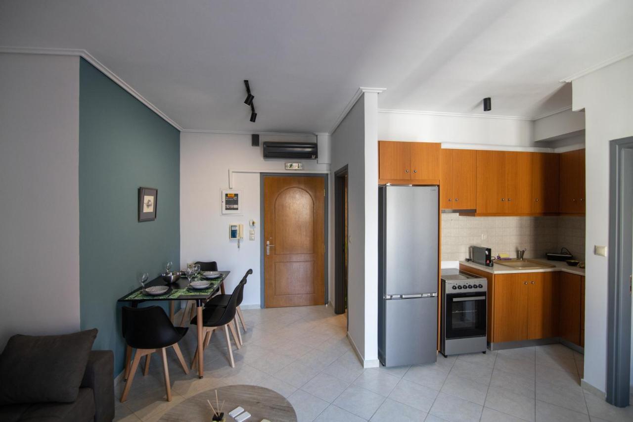 Petrino Suites Mesolonghi Mesolóngion Exterior foto